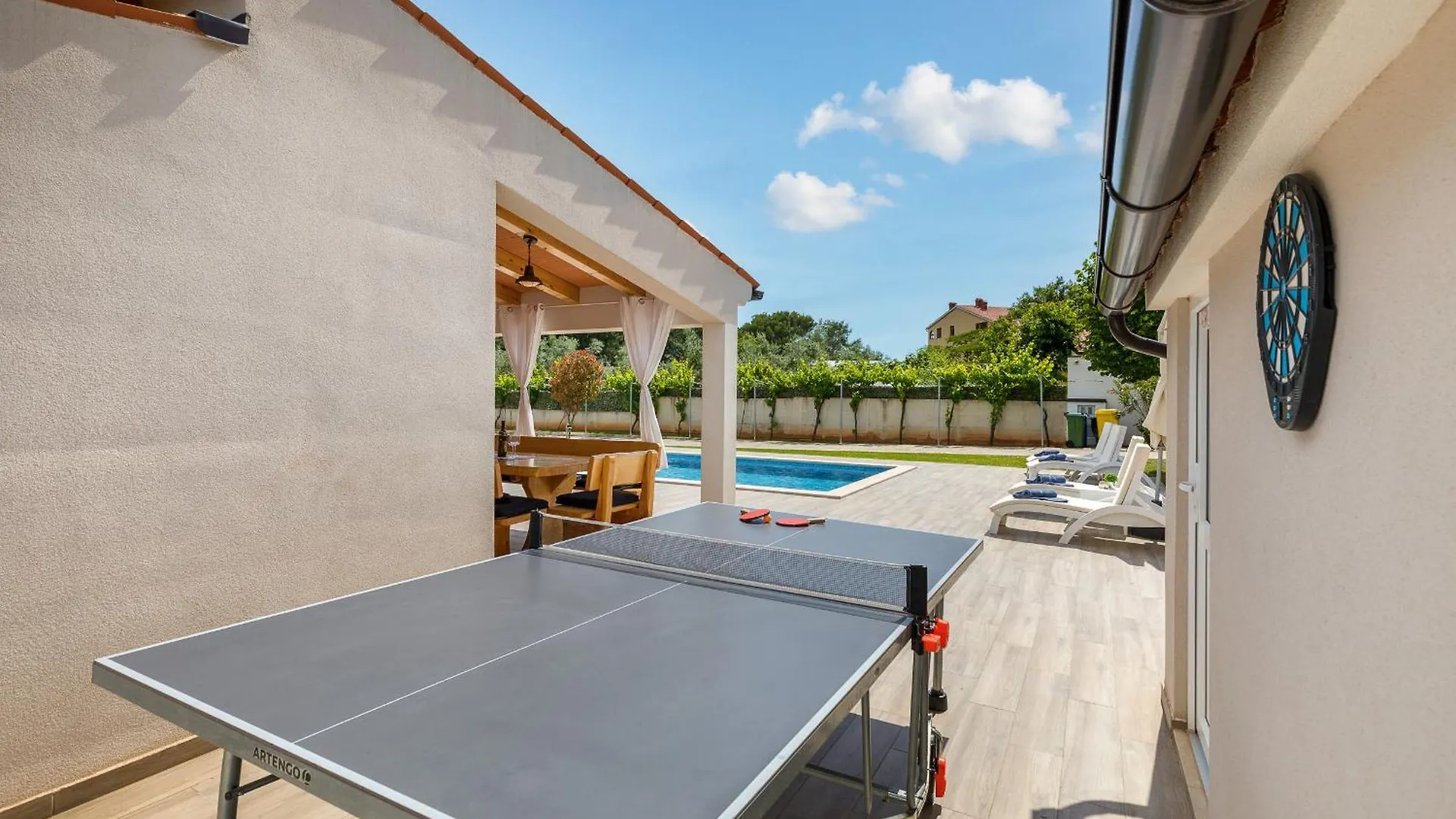 Villa Milemanda For 8 People Near Pula With Children Playground Only 300 Meters From The Beach Pomer